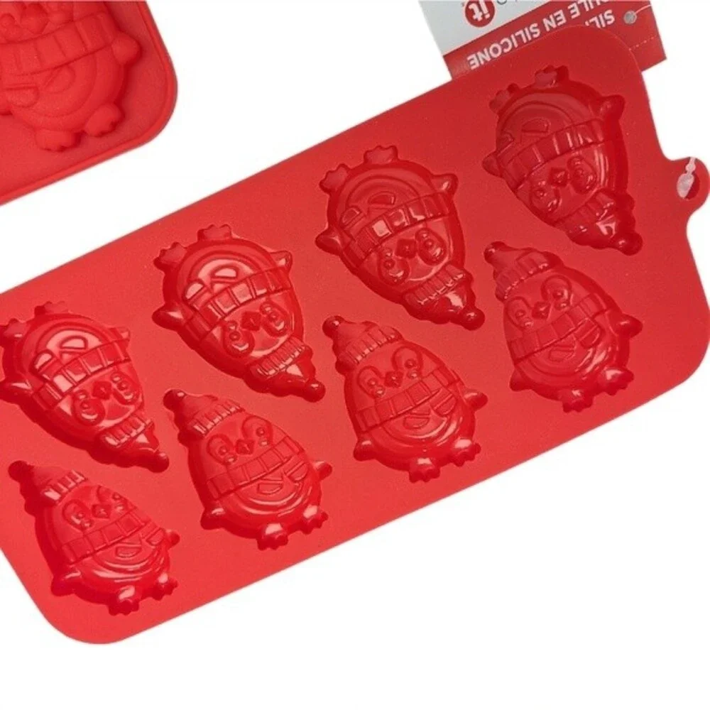 NWT Celebrate It Penguin Christmas Silicone Chocolate Candy Ice Cub Molds Trays